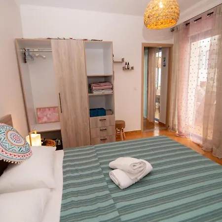 Aelia Blue Apartment