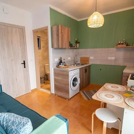 Aelia Blue Apartment *